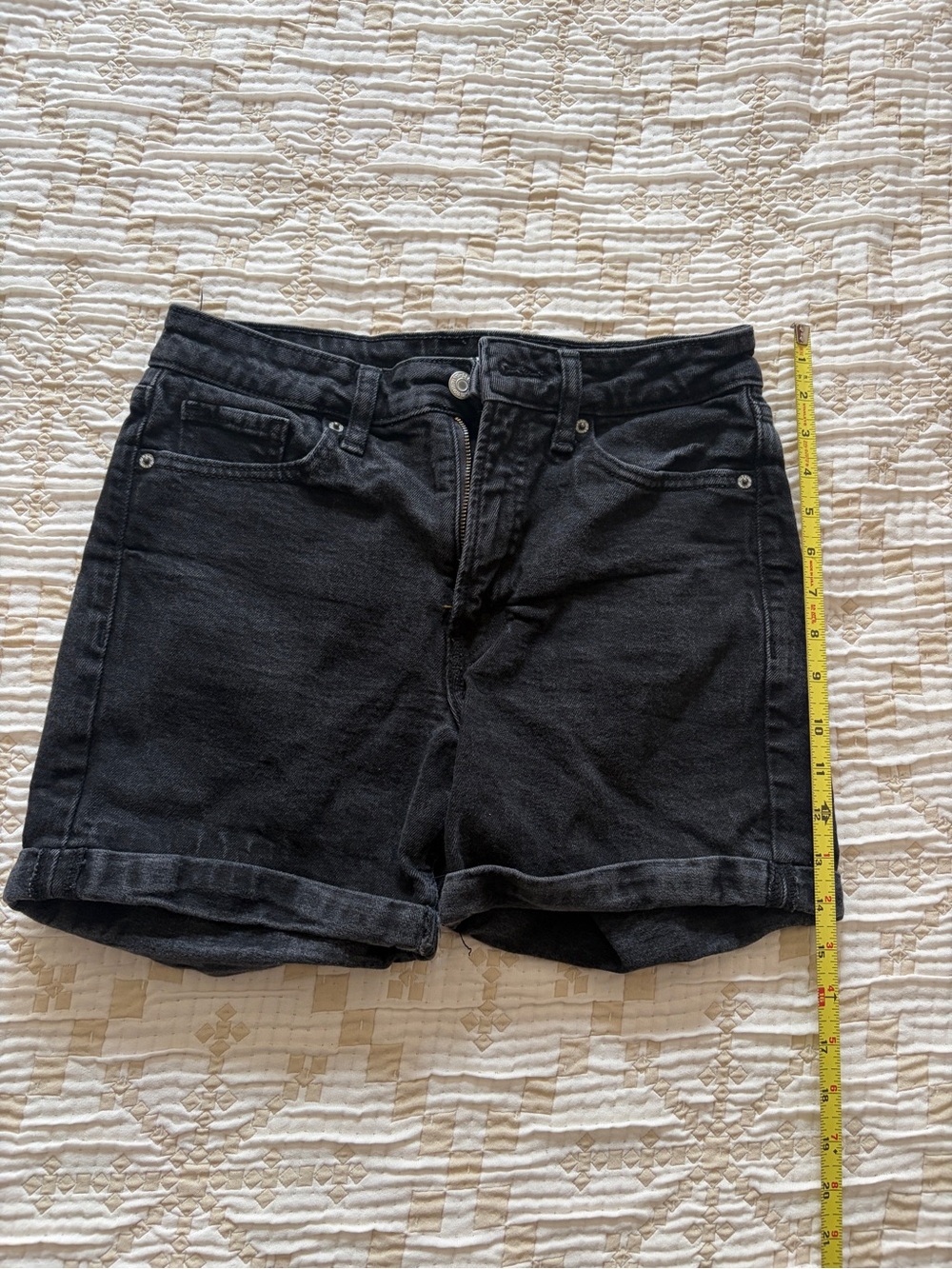 Old Navy Black Rolled Hem Denim Shorts